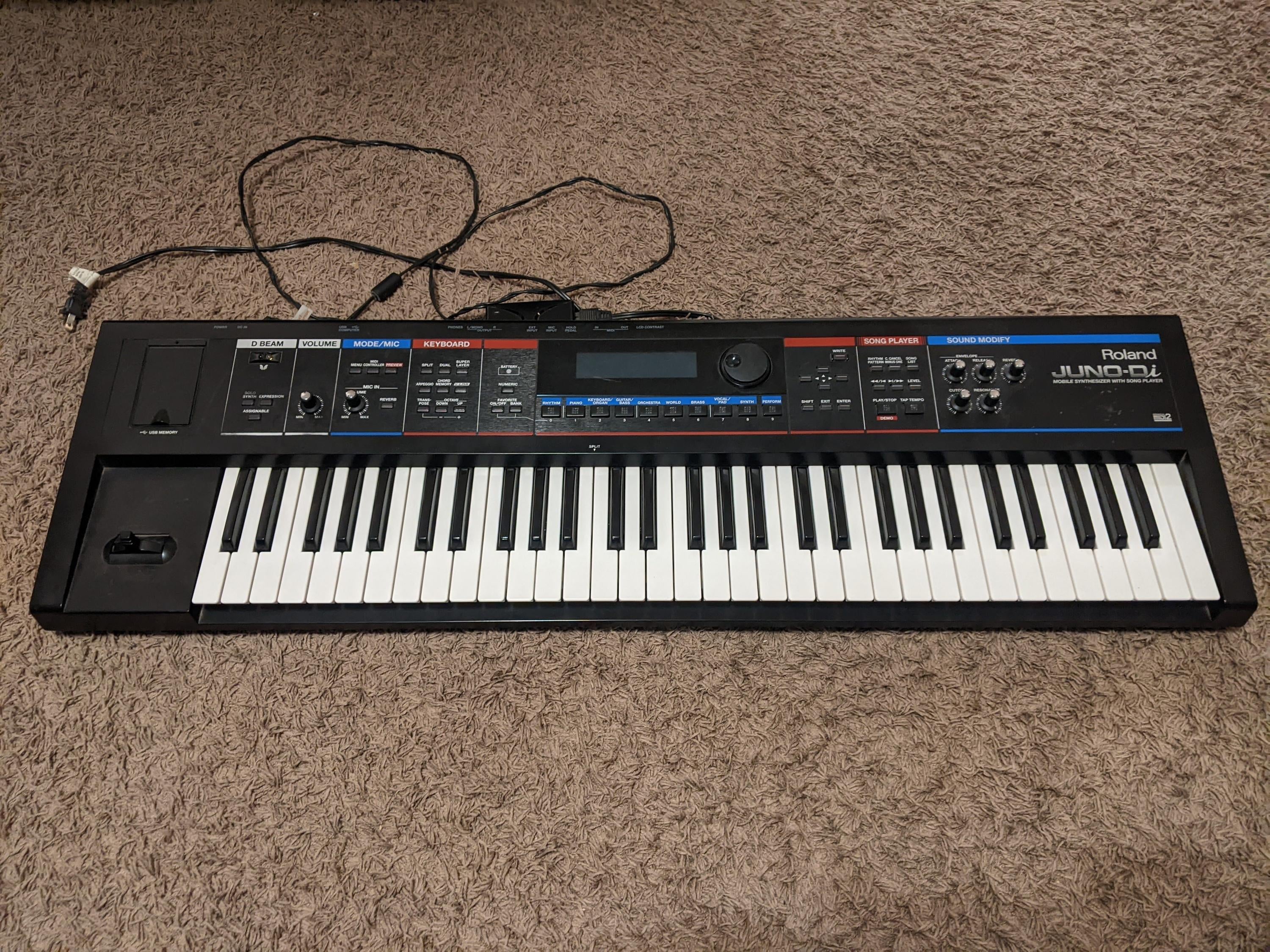 Used Roland Juno-Di - Sweetwater's Gear Exchange