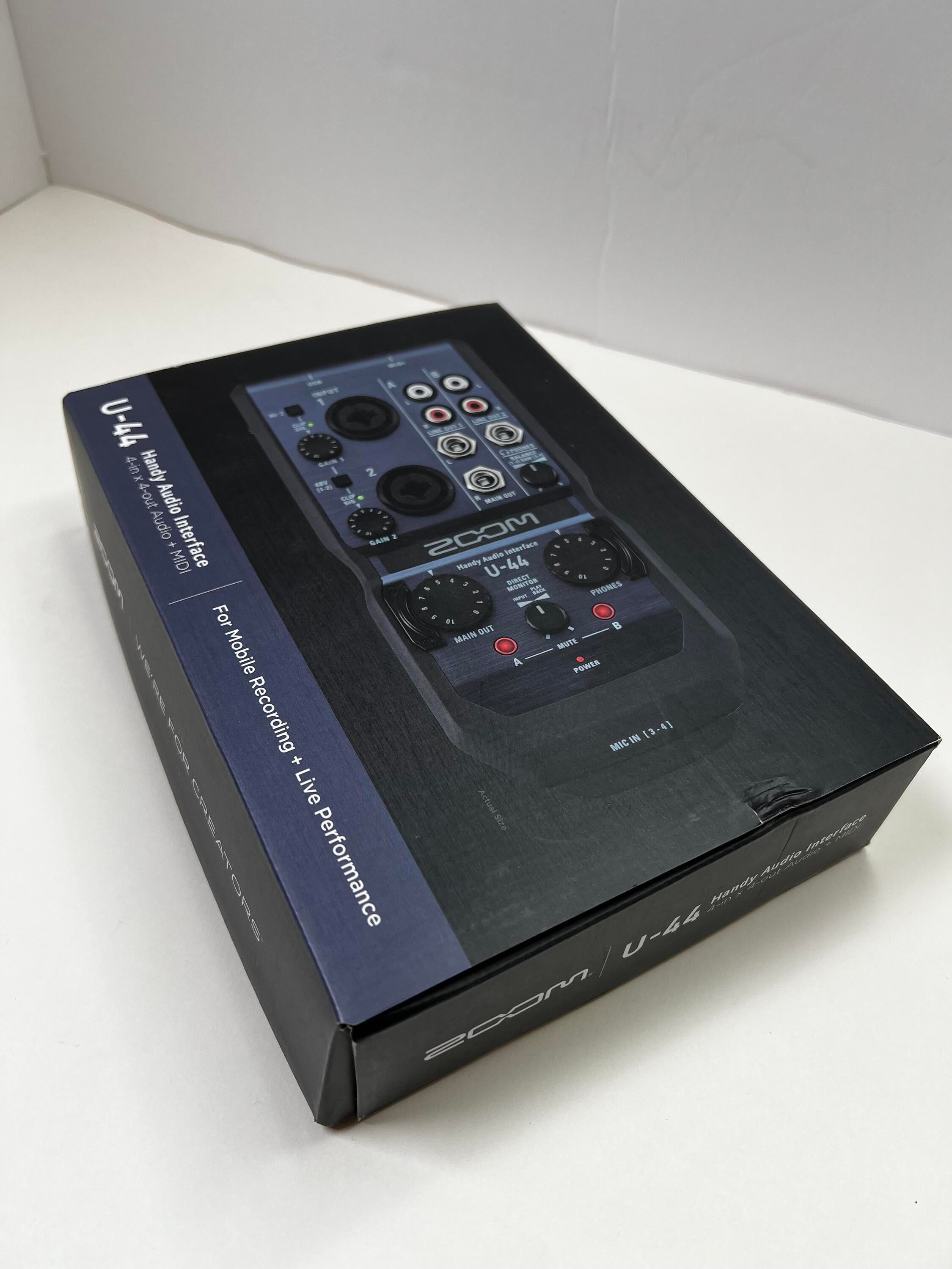 Used Zoom U-44 Handy Audio Interface