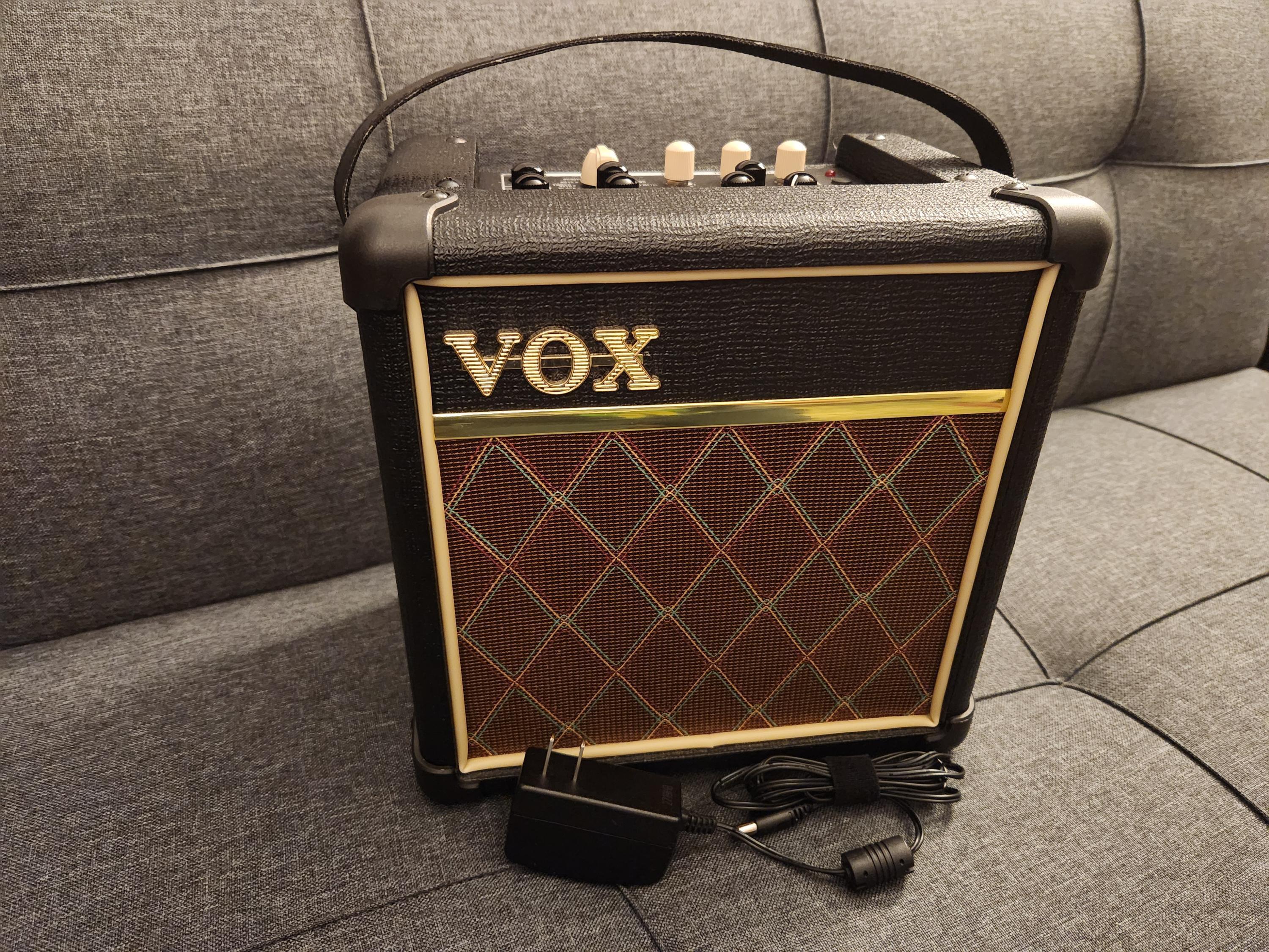 Used Vox Mini5 Rhythm Modeling Amp