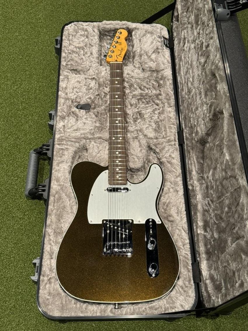 American Ultra Telecaster - Texas Tea with Rosewood Fingerboard