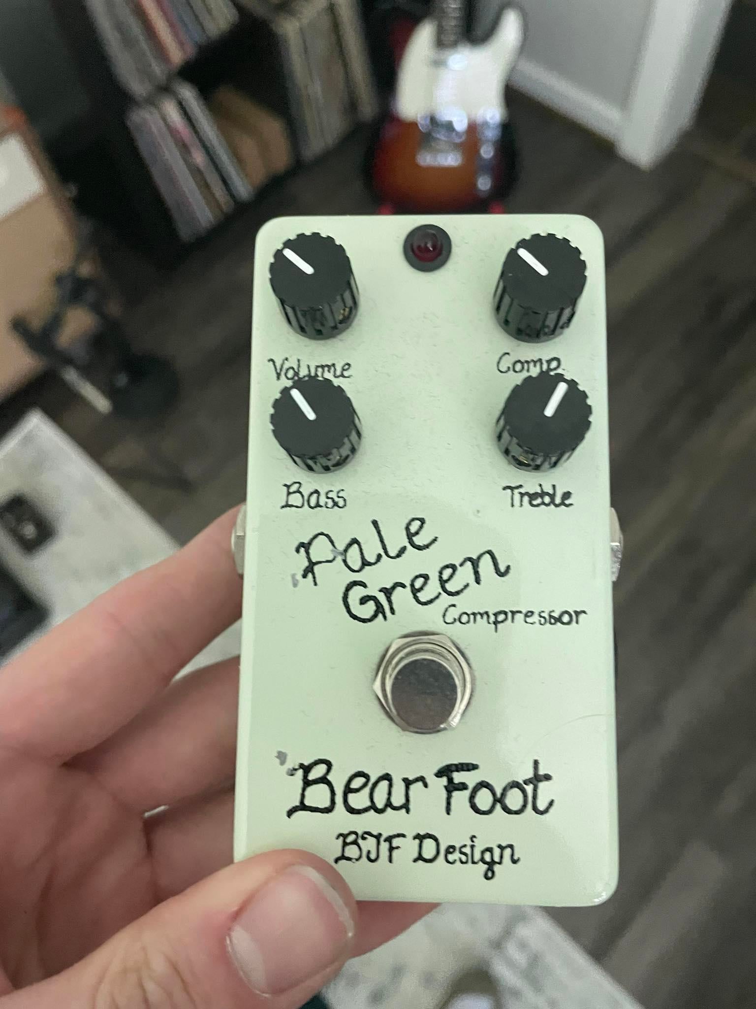 Used Barefoot Pale Green Compressor