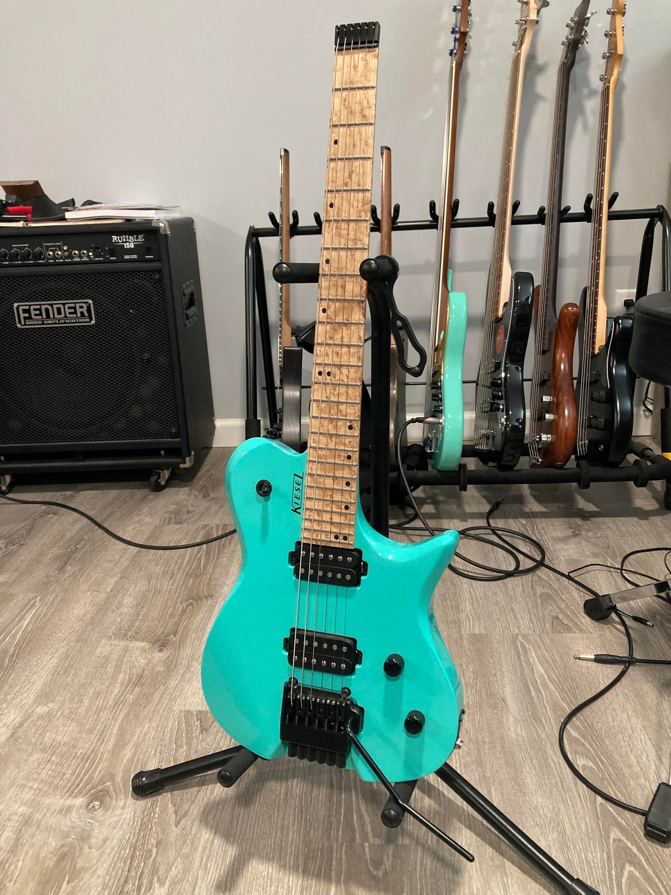 Kiesel Leia エレキギター Leia