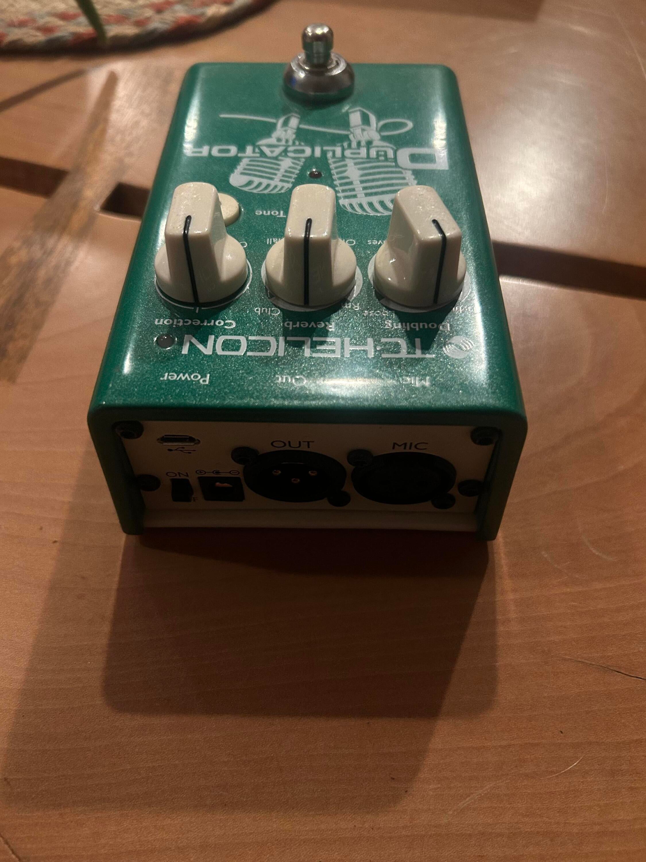 TC-HELICON Duplicator ボーカルエフェクトペダル Amazon.com: TC Helicon DUPLICATOR Ultra-Simple Vocal Effects