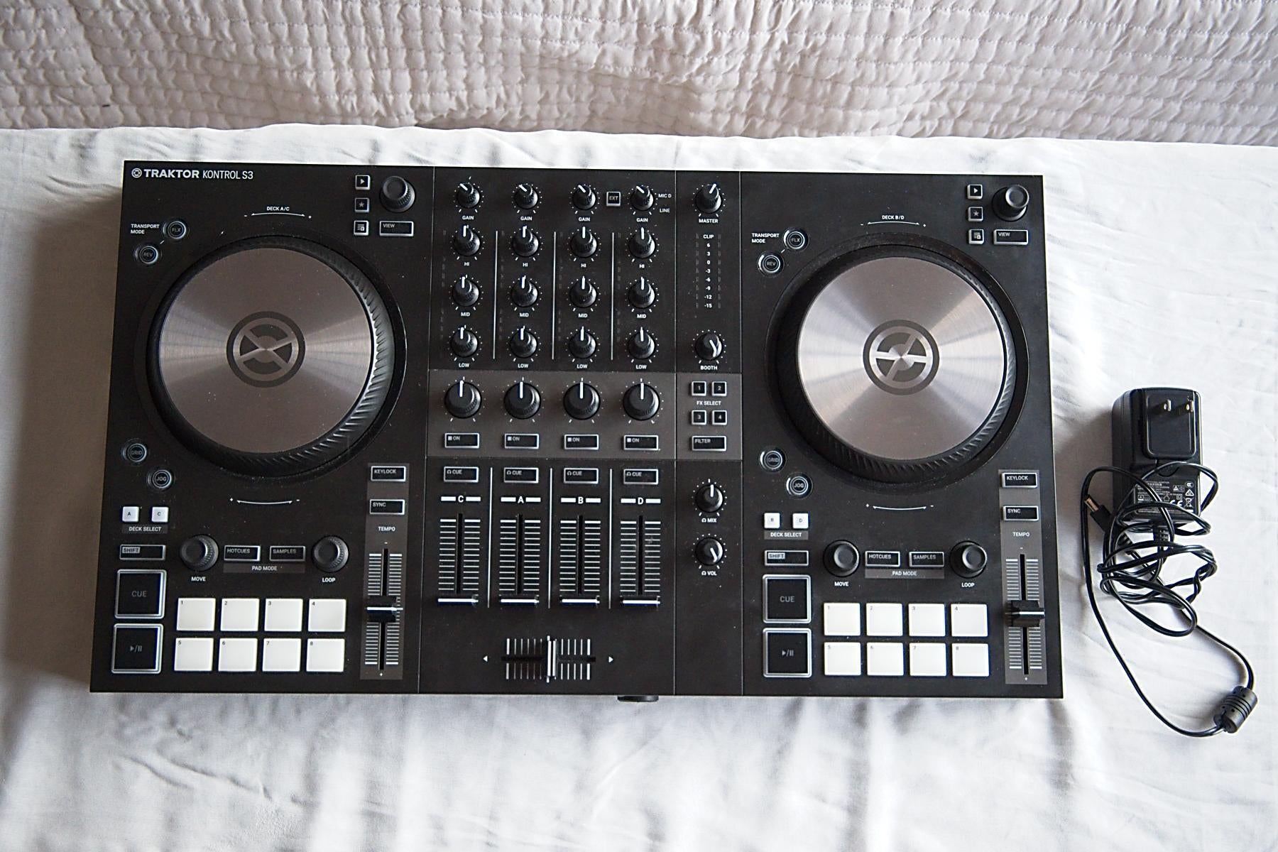 Used Native Instruments Traktor Kontrol S3 - Sweetwater's Gear