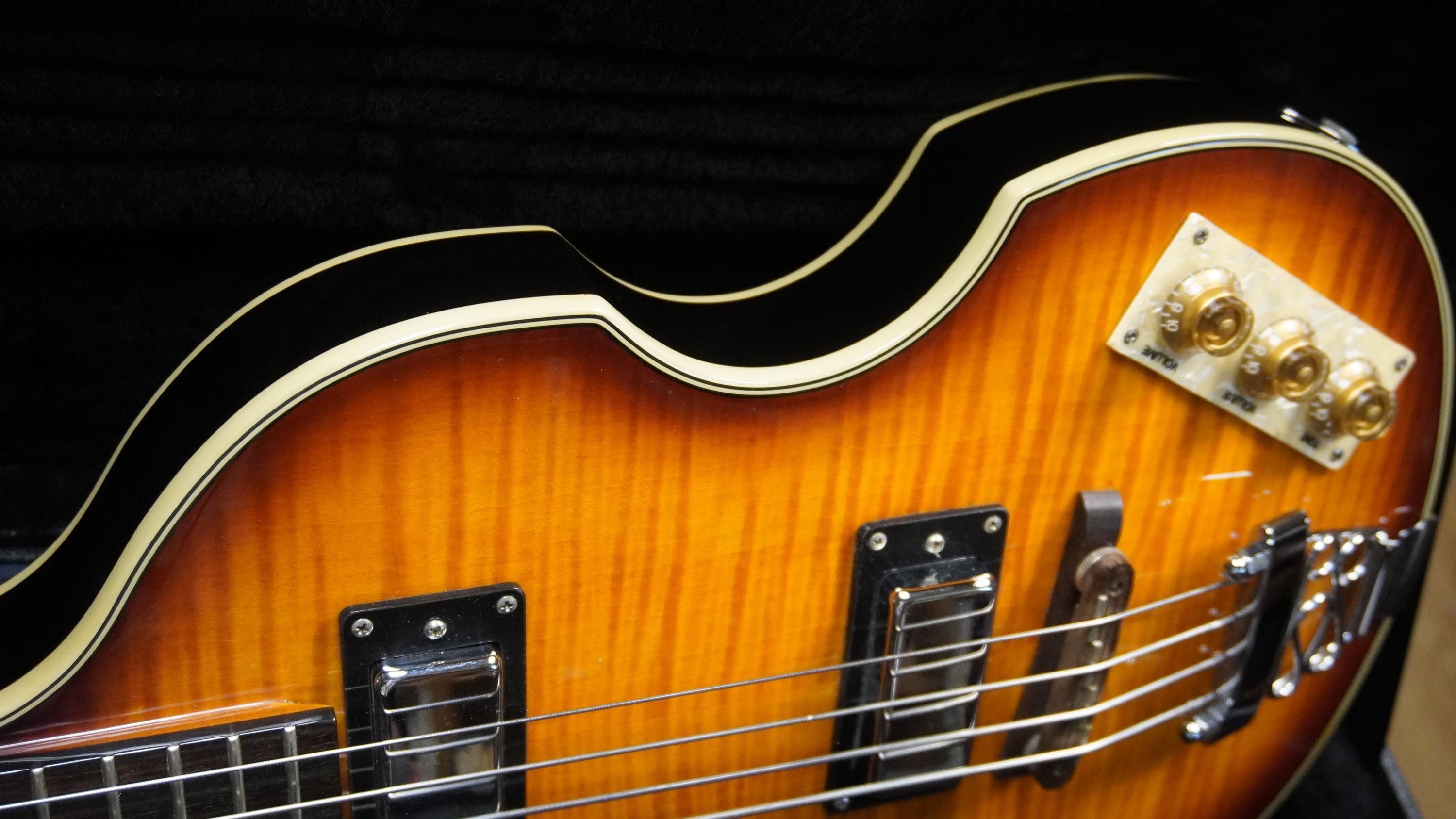 Used Epiphone Viola Bass - Vintage - Sweetwater's Gear Exchange