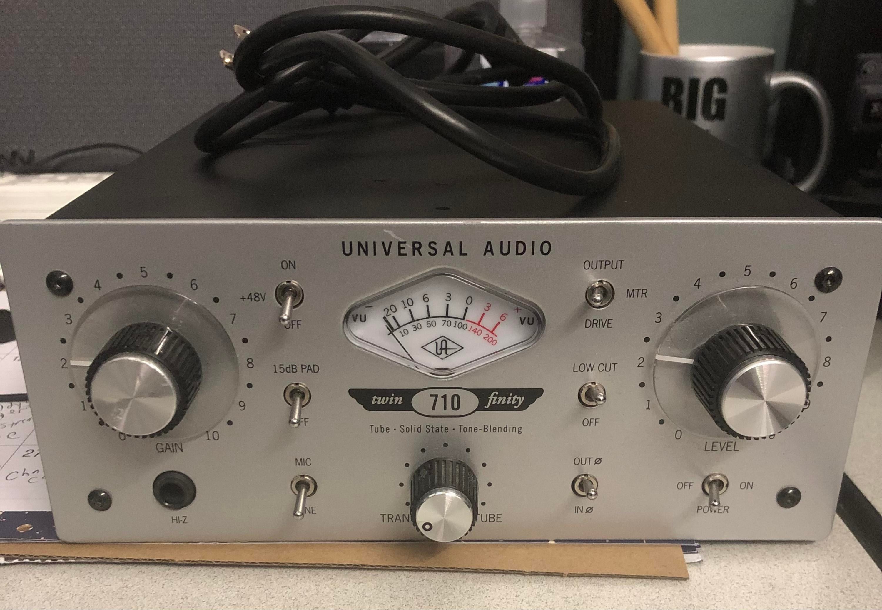 Used Universal Audio 710 Twin-Finity - Sweetwater's Gear Exchange