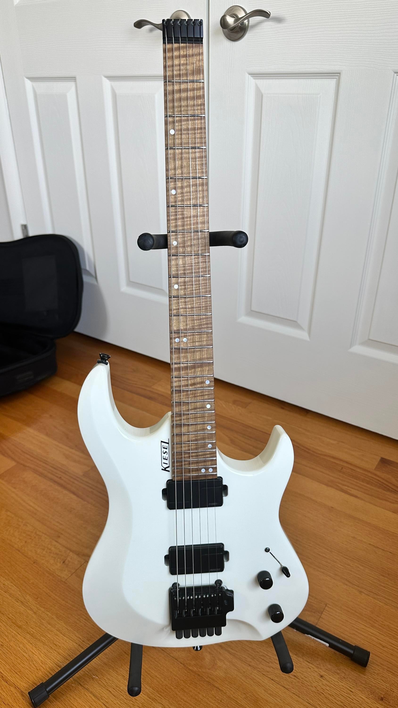 Used Kiesel Osiris 6X Headless - Sweetwater's Gear Exchange