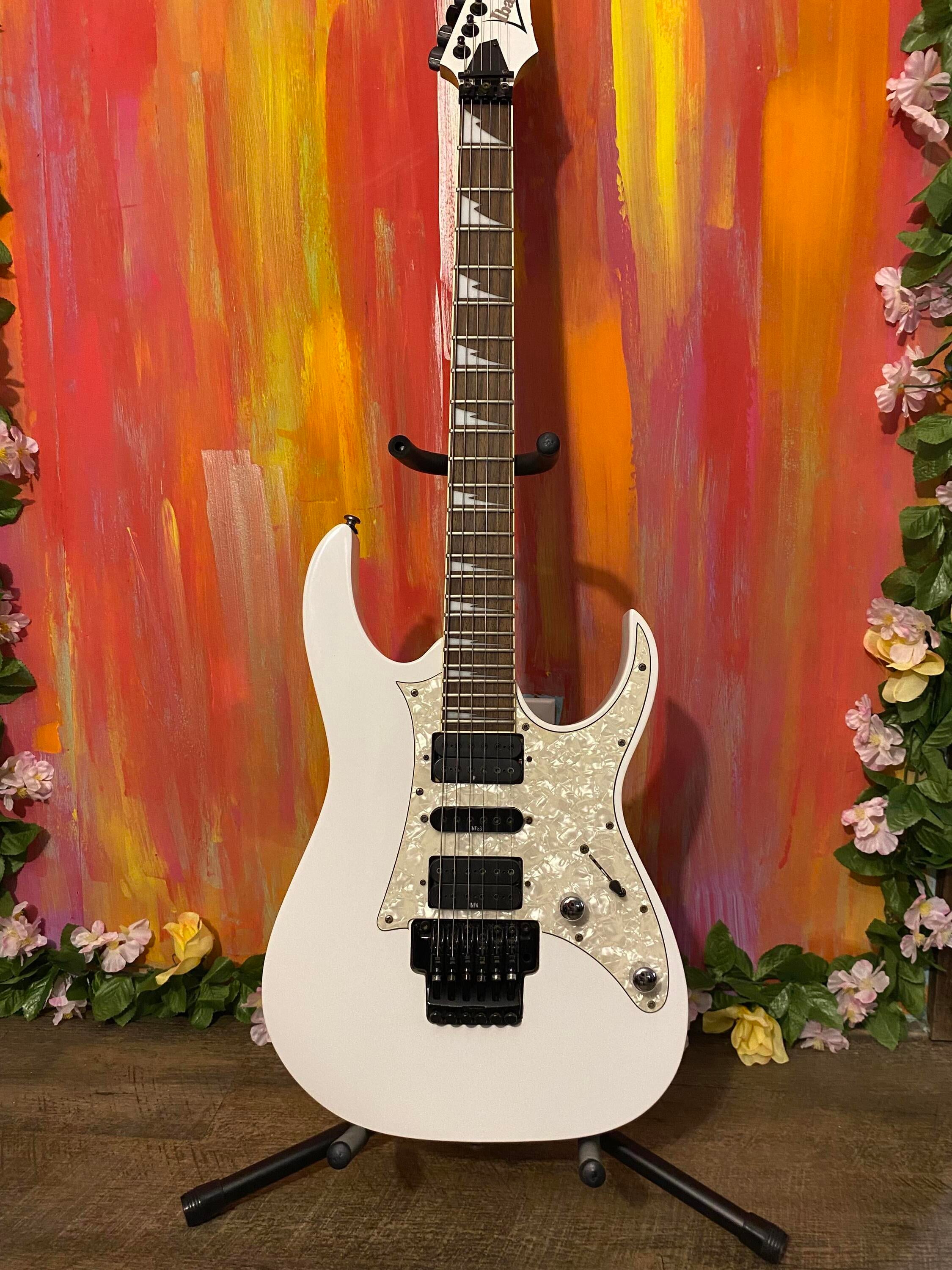 Used Ibanez RG Series-RG350DX - White