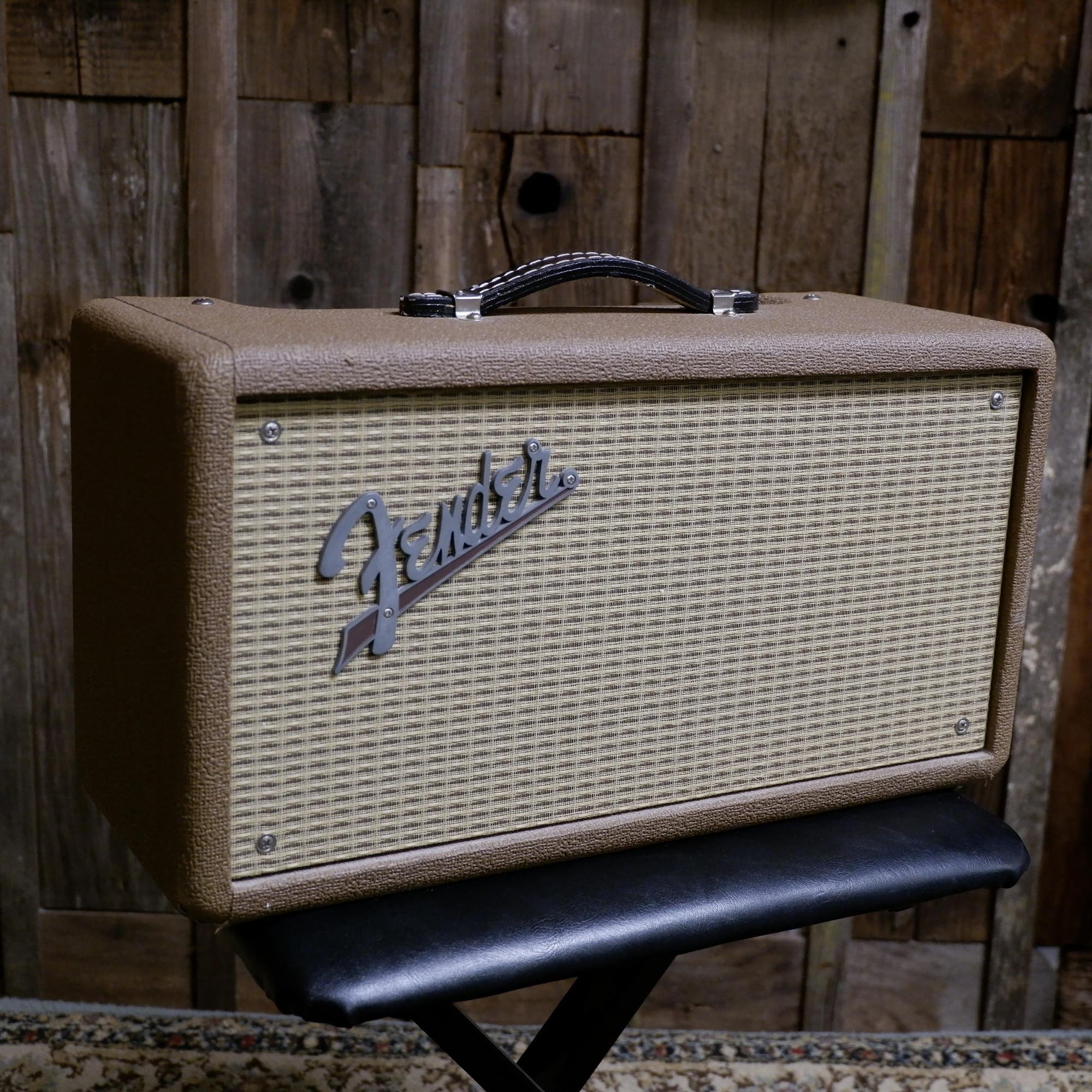 Used Fender '63 Tube Reverb - - Sweetwater's Gear Exchange