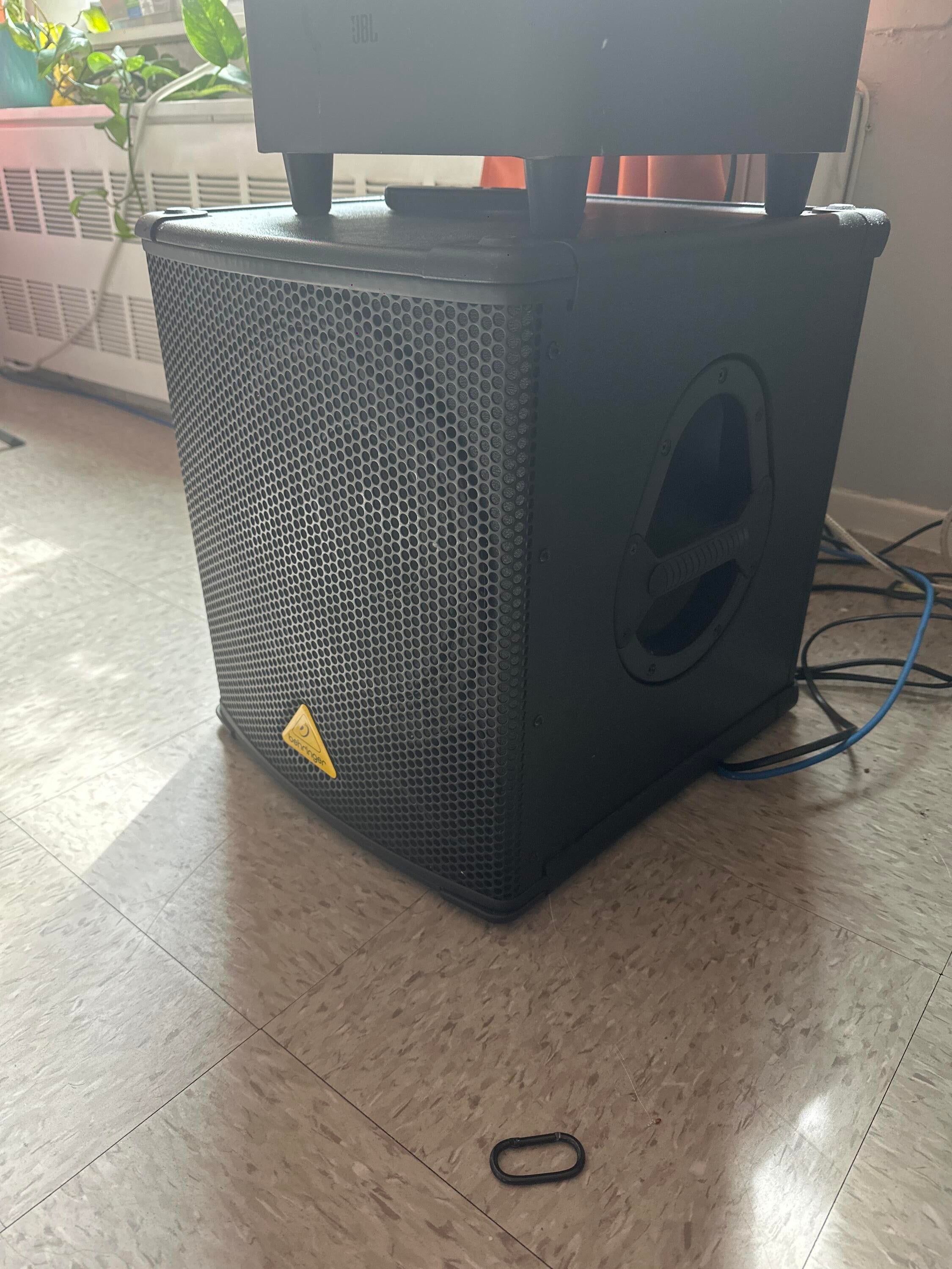 Used Behringer Eurolive B1200D-PRO 500W 12 inch Powered Subwoofer