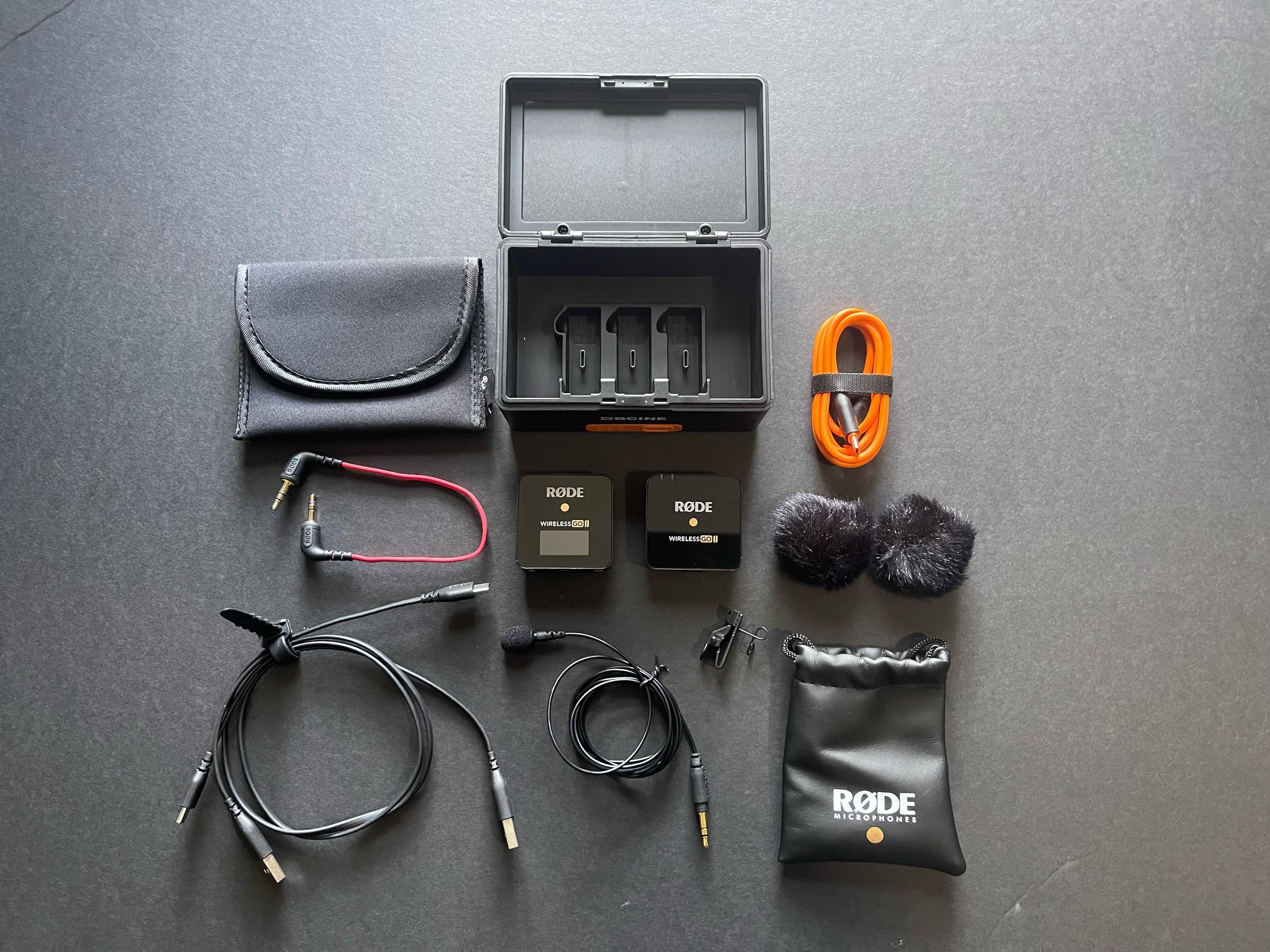 Used Rode Wireless GO II Single Channel Wireless Microphone System Lavalier  Bundle W/Charging Case