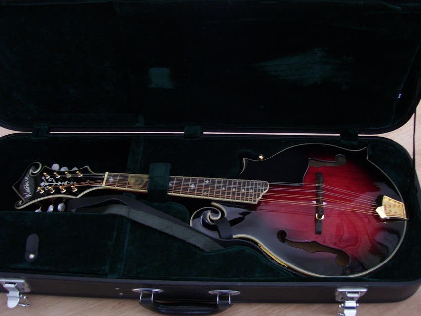 Used Washburn M3SWE Americana Series allsolid FStyle Mandolin