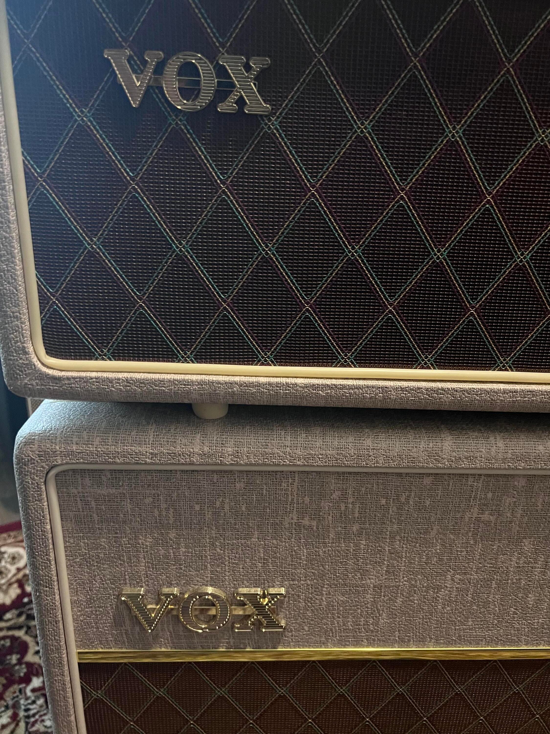 Used Vox AC30HWH & V212HWX Stack - - Sweetwater's Gear Exchange