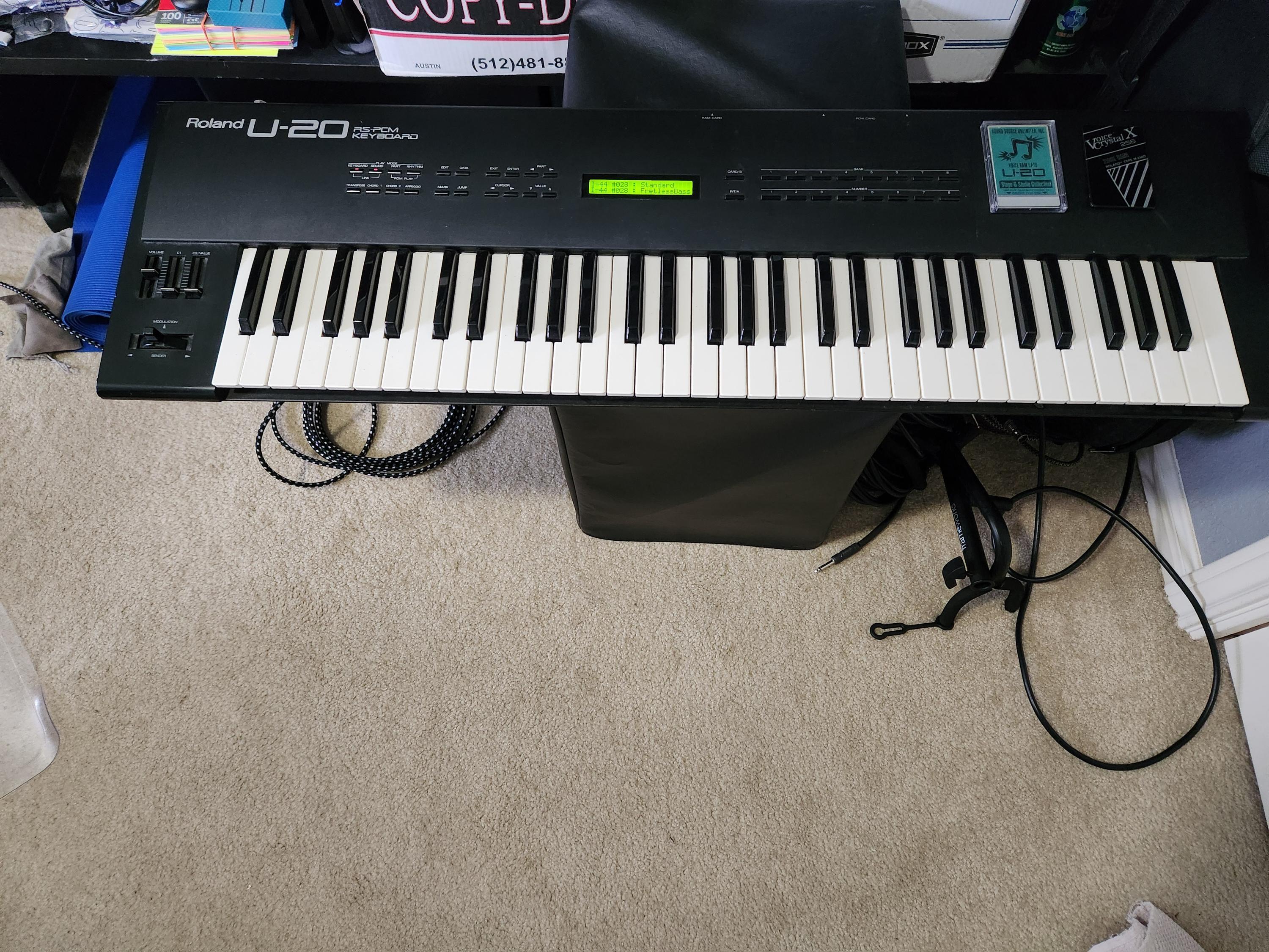ROLAND U-20 - RS-PCM Keyboard from 1988 (Scum Night) - YouTube