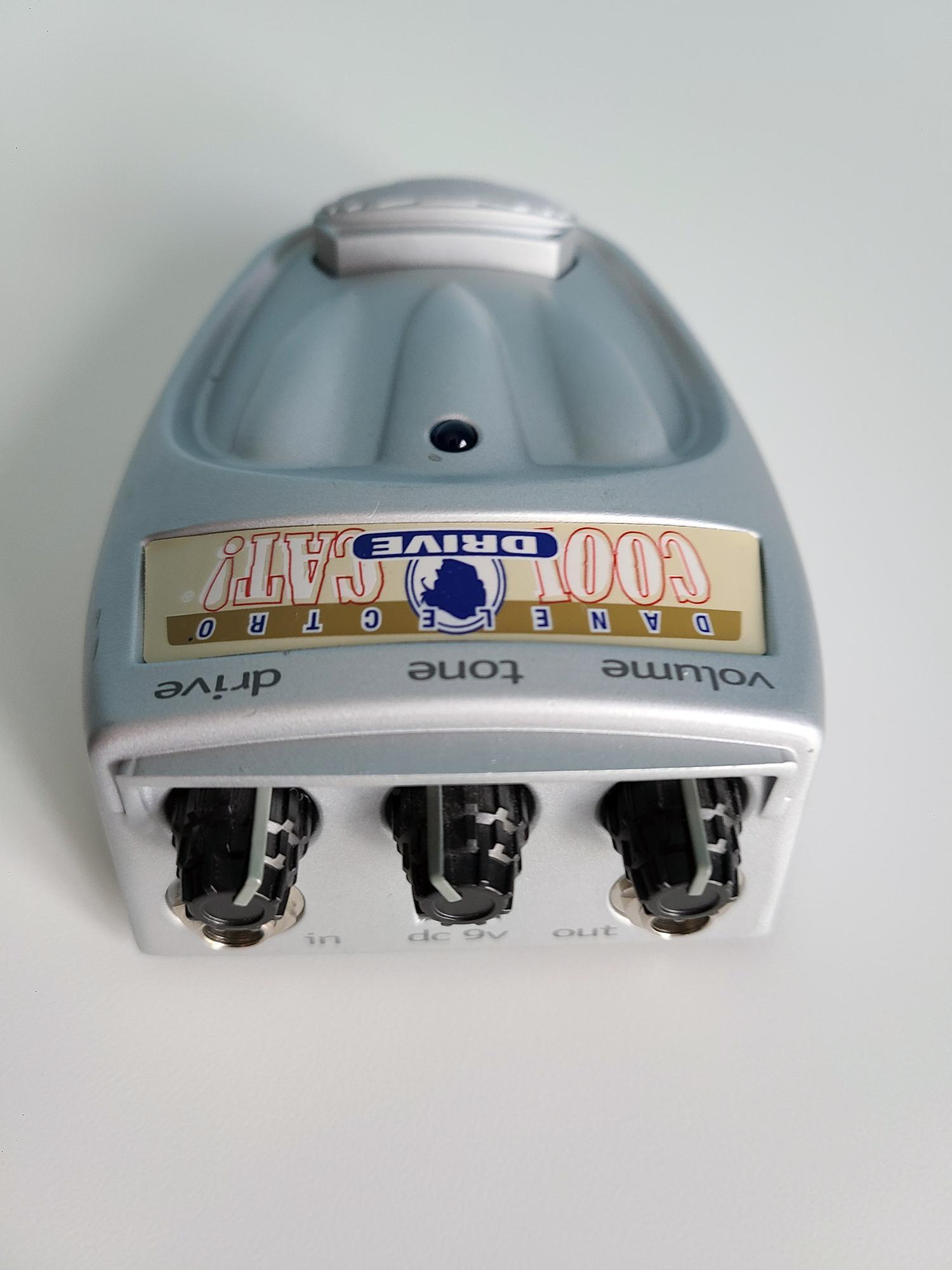 Danelectro Cool Cat Drive V1 オーバードライブ Danelectro Cool Cat Drive V1 Vs V2 - YouTube
