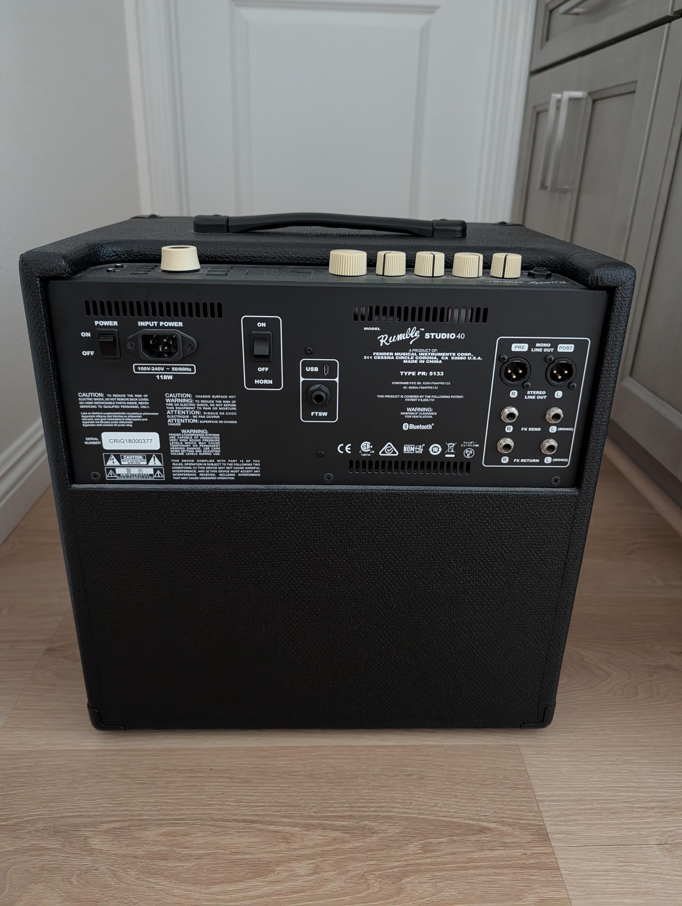 Used Fender MINT Fender Rumble - Sweetwater's Gear Exchange