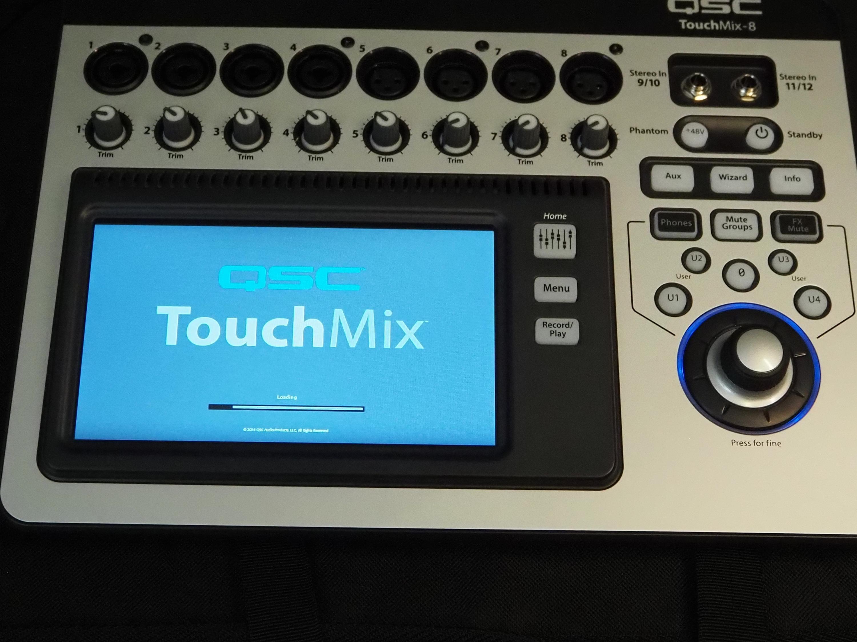 QSC ( キューエスシー ) TouchMix-8 デジタルミキサー 送料無料