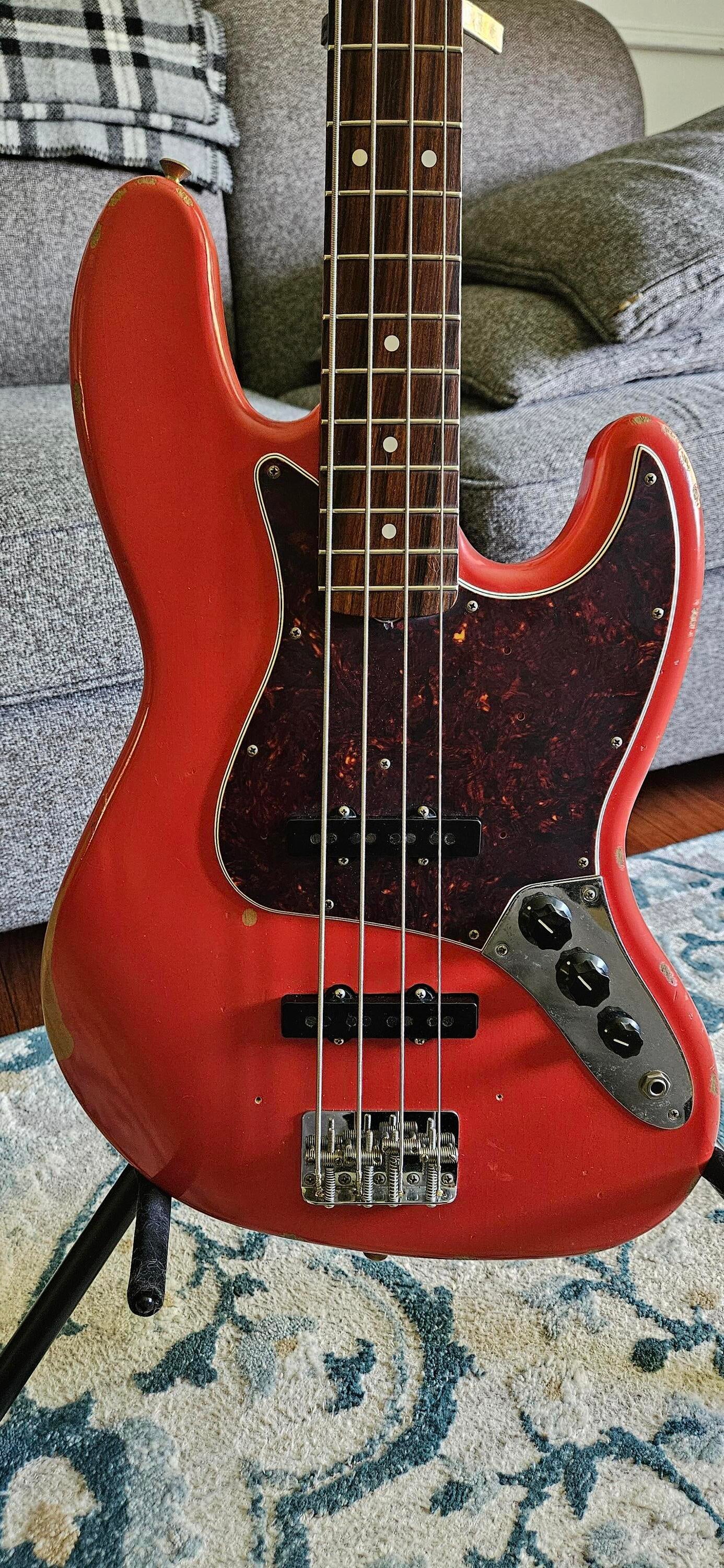 Used Fender Road Worn '60s Jazz - Sweetwater's Gear Exchange