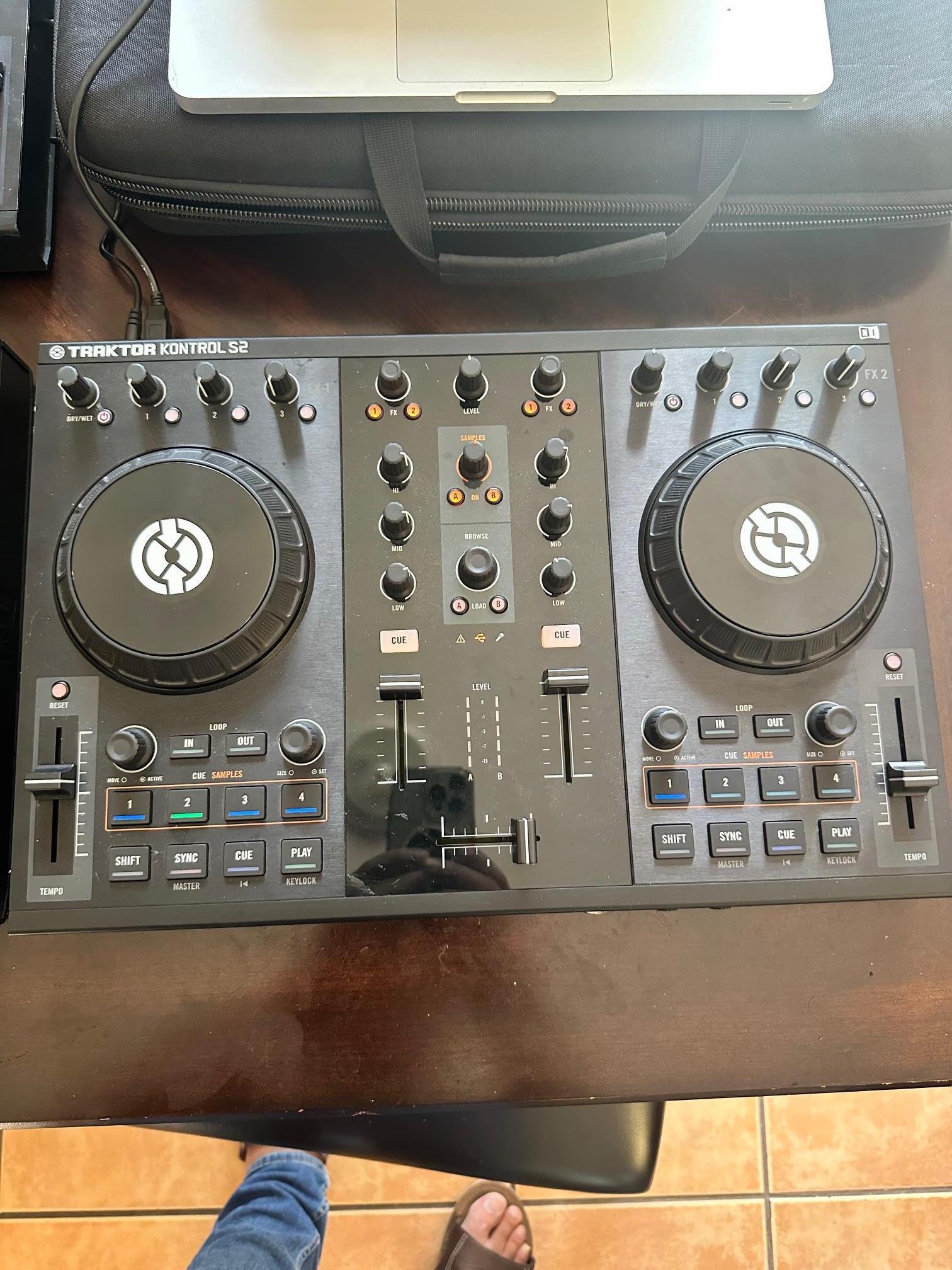 2024 Traktor Kontrol S2 MKll DJ Controller