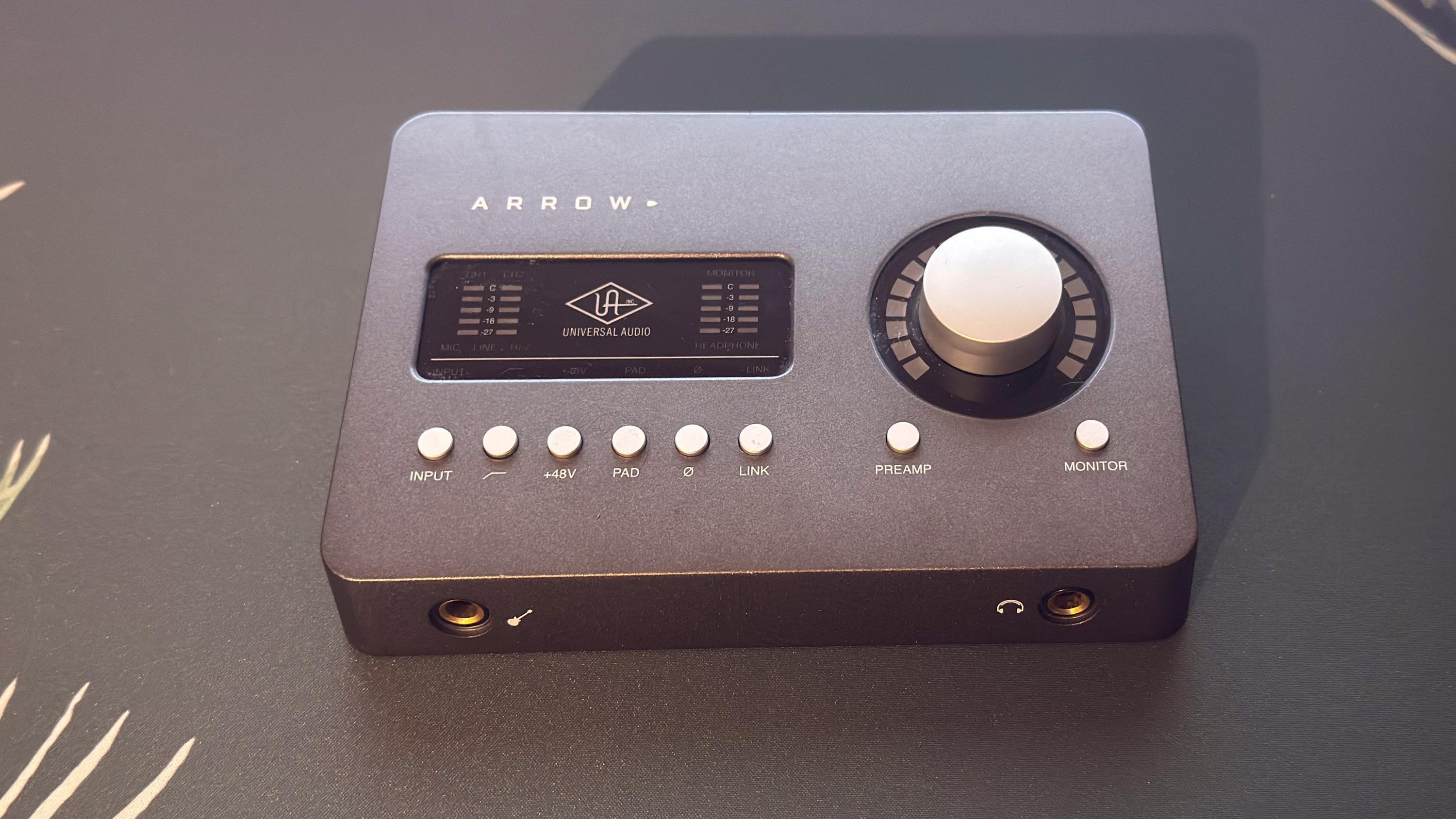 Used Universal Audio Arrow 2x4 Thunderbolt 3 Audio Interface with UAD DSP