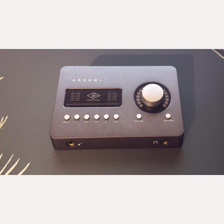 Used Universal Audio Arrow 2x4 Thunderbolt 3 Audio Interface with UAD DSP
