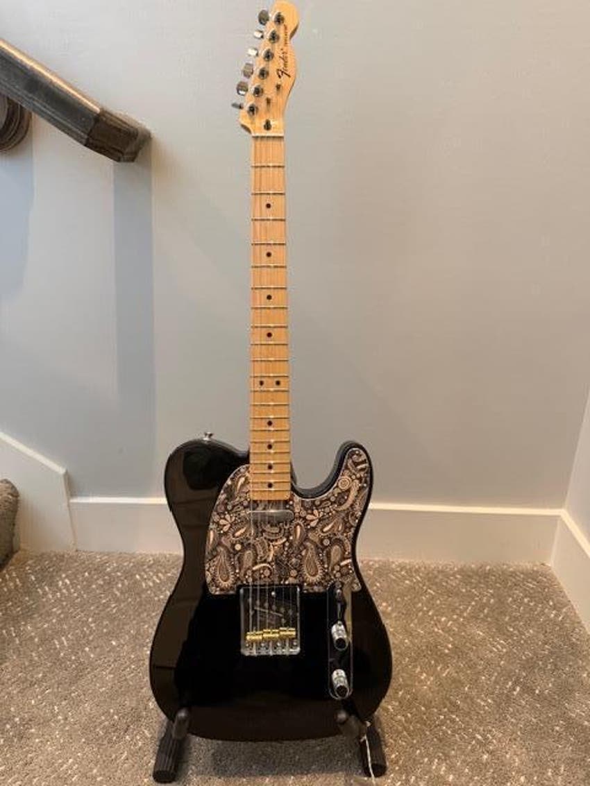 Player Telecaster Black with Seymour Duncan pickups and 4 way switch
