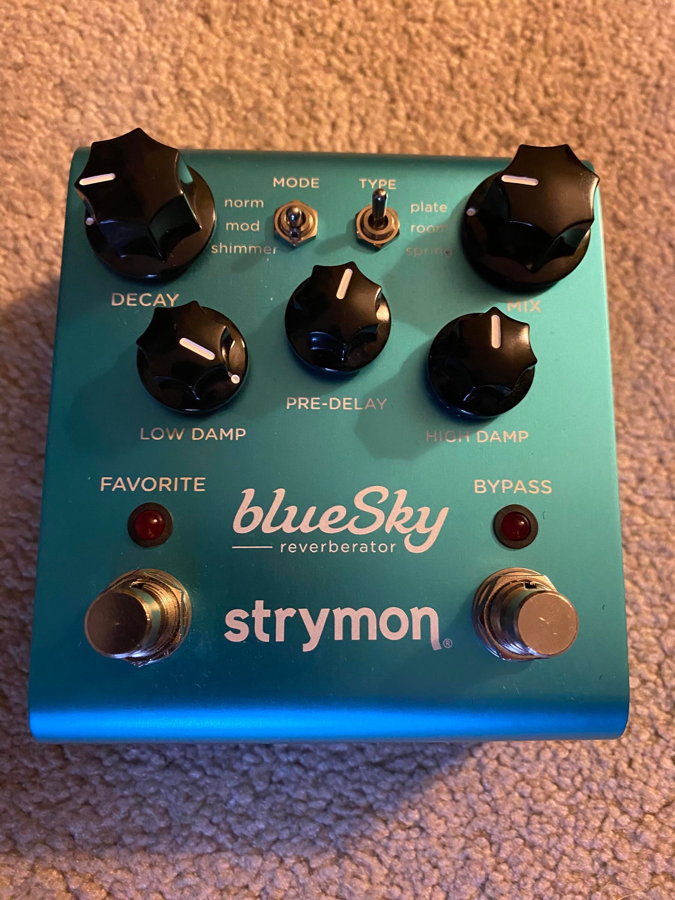 Used Strymon BlueSky Reverberator V1 - Sweetwater's Gear Exchange