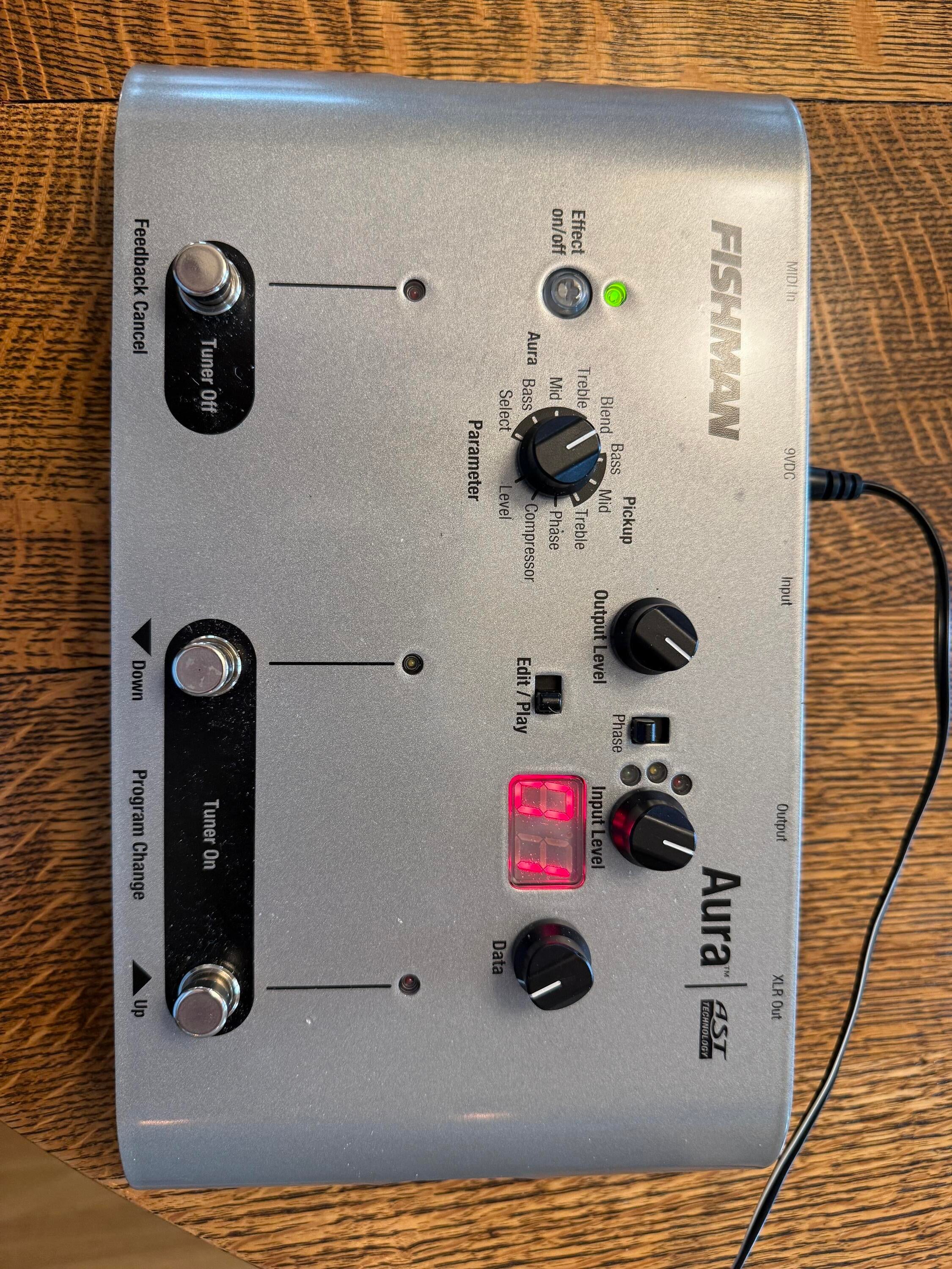 Fishman Aura AST アコースティックイメージングブレンダー Used Fishman Aura AST Imaging - Sweetwater's Gear Exchange