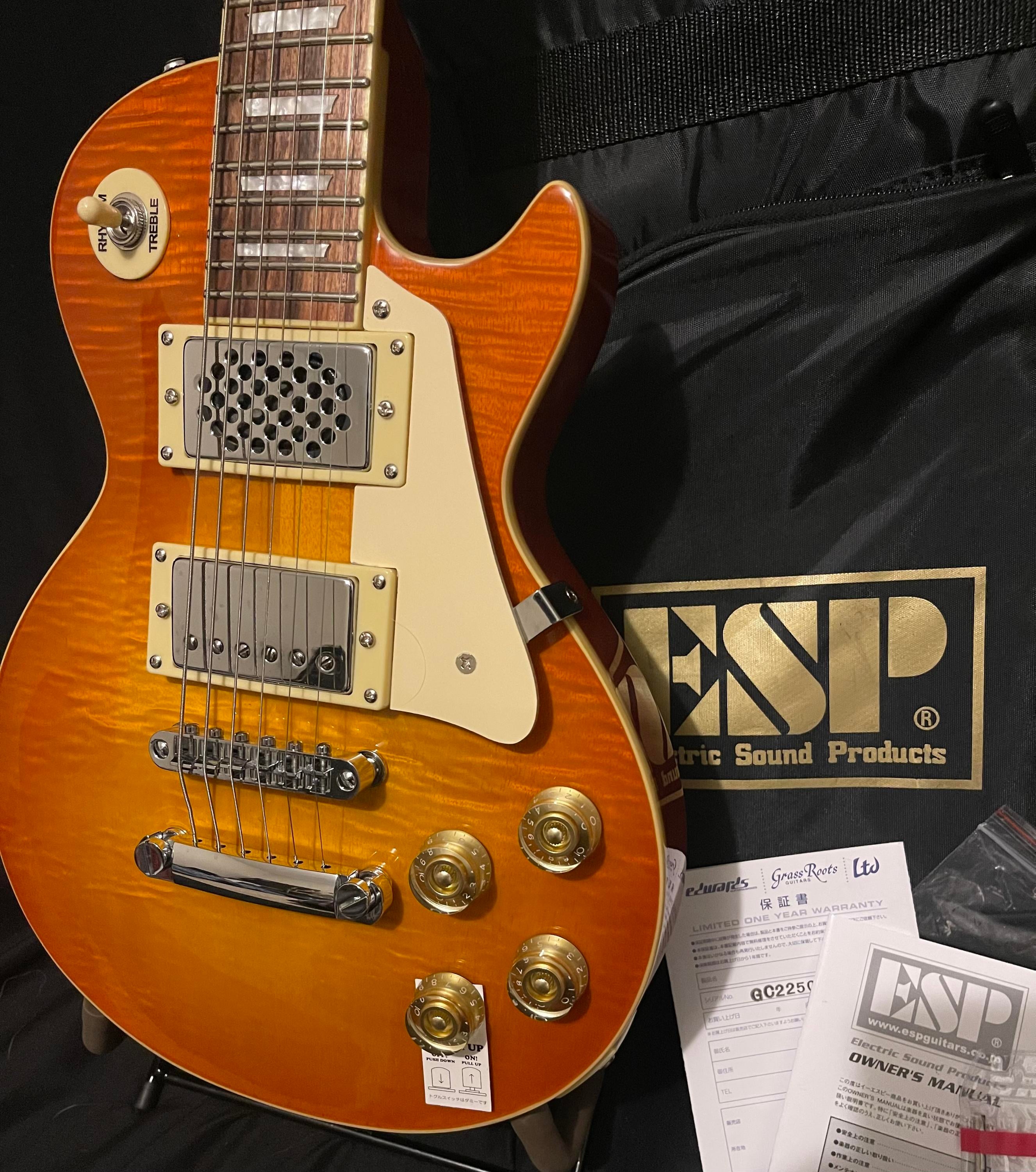 Used Grassroots High Quality  scale Les Paul travel guitar w/ built in  speaker, made by ESP/Edwards/grassroots