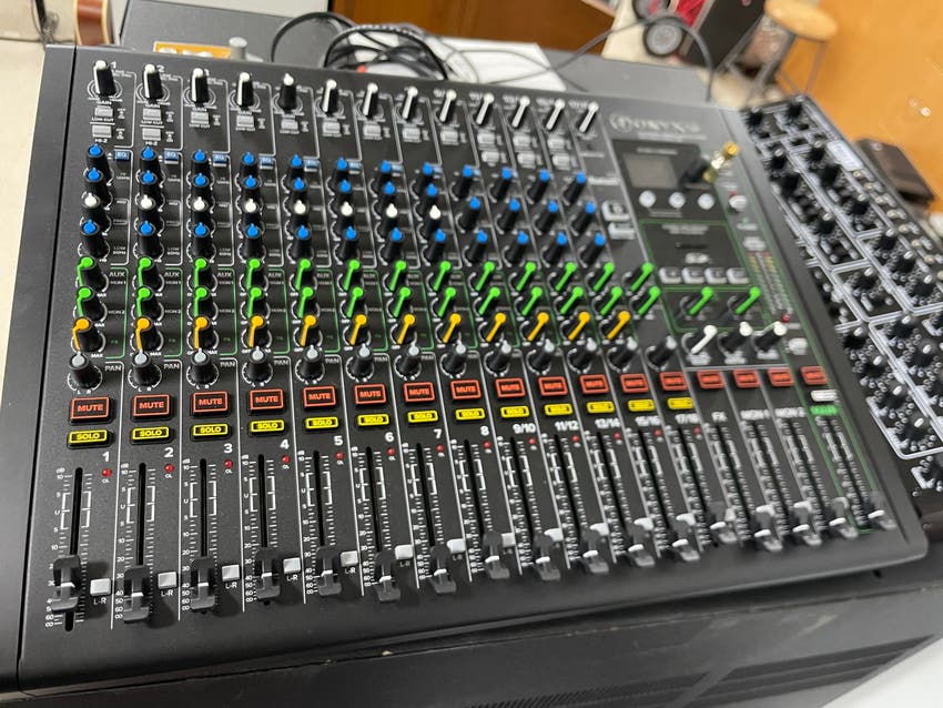 Used Mackie Onyx16 16channel Analog Mixer with Multitrack USB