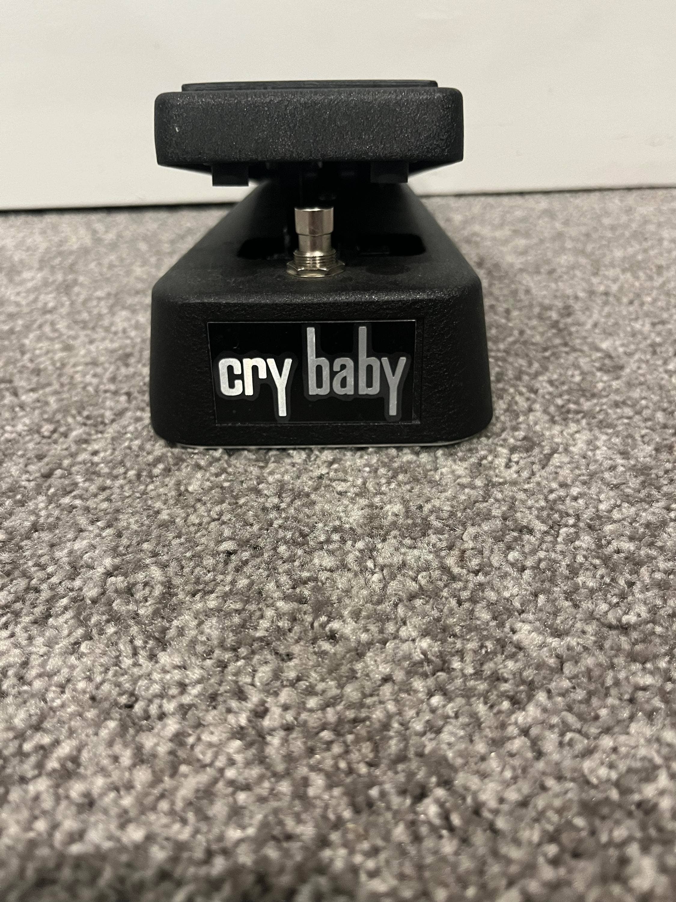 Used Dunlop GCB95 Cry Baby Standard Wah Pedal Sweetwater Gear Exchange