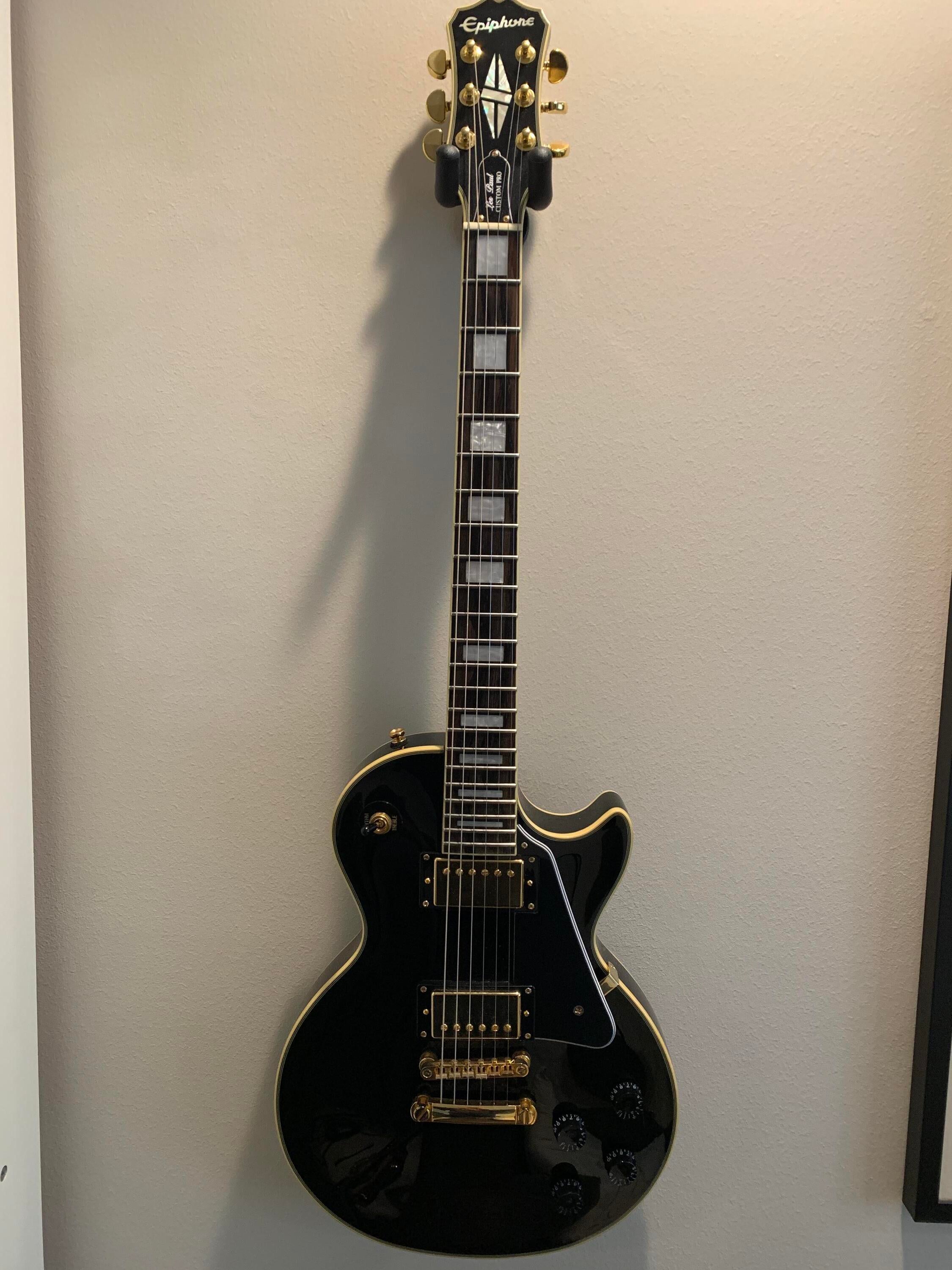 Used Epiphone 2016 Les Paul Custom Pro Ebony - Sweetwater's Gear