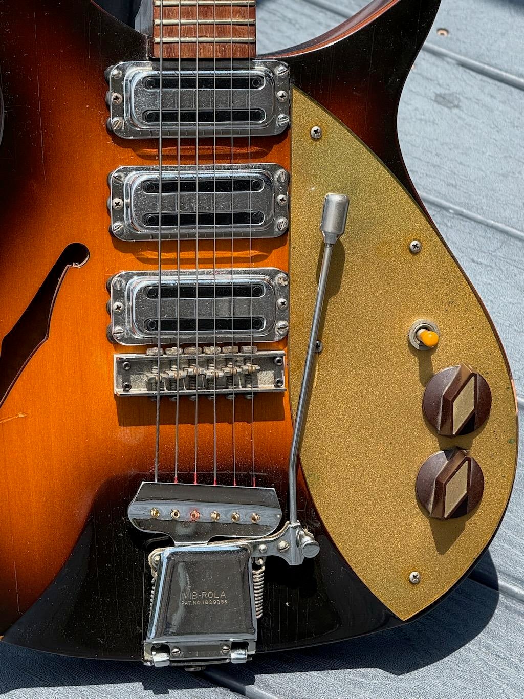 Used Rickenbacker 325 Capri 1958 - - Sweetwater's Gear Exchange