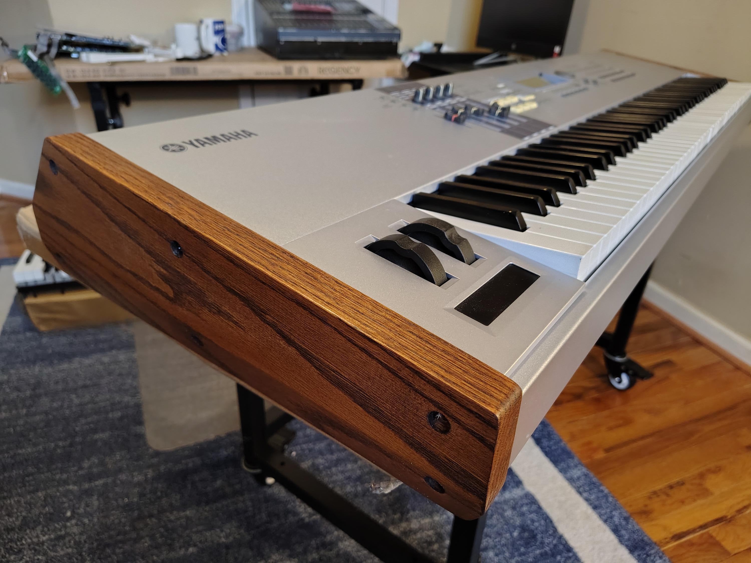 YAMAHA motif8 ※ 送料8600円込み Amazon.co.jp: YAMAHA ミュージックプロダクション