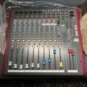 ZED-12FX 12-channel Mixer with USB Audio Interface and Effects