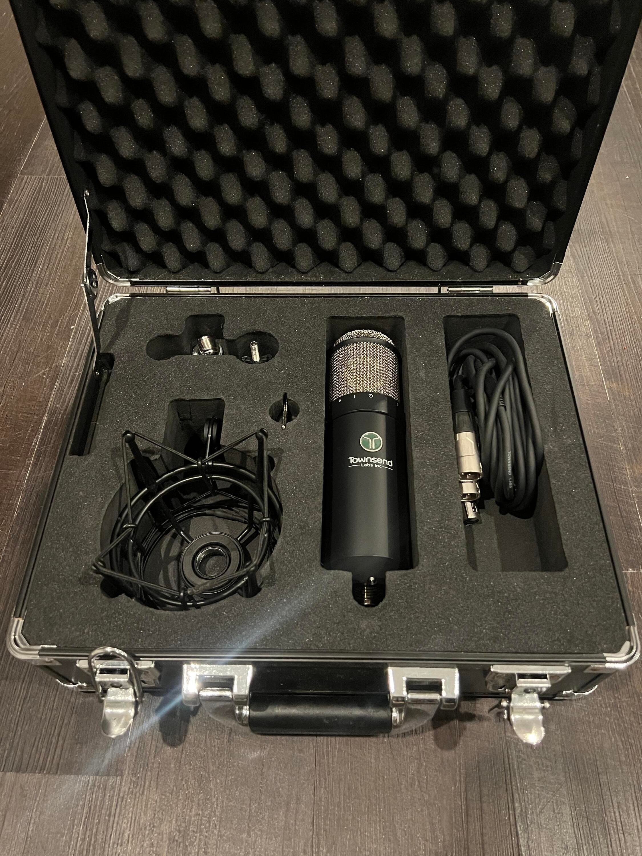 Used Townsend Labs Sphere L22 Microphone Modeling System