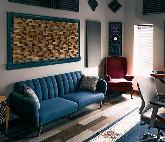 AMR Studio - Photo 2
