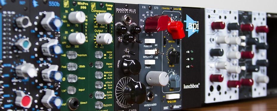 API 550b 500 Series 4-band Equalizer | Sweetwater