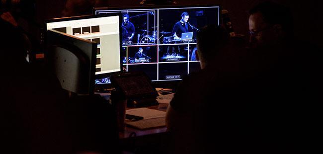 Video desk for worship