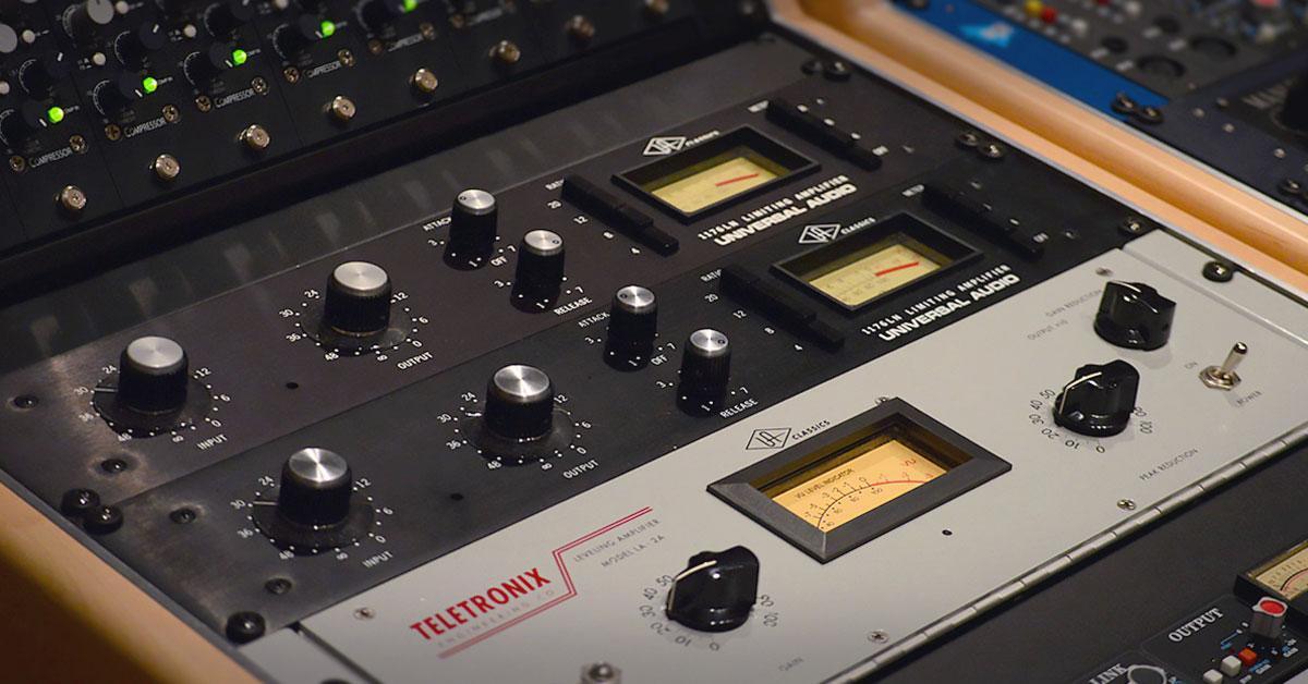 Universal Audio 1176LN Classic Limiting Amplifier | Sweetwater Universal Audio 1176LN Classic Limiting Amplifier | Sweetwater