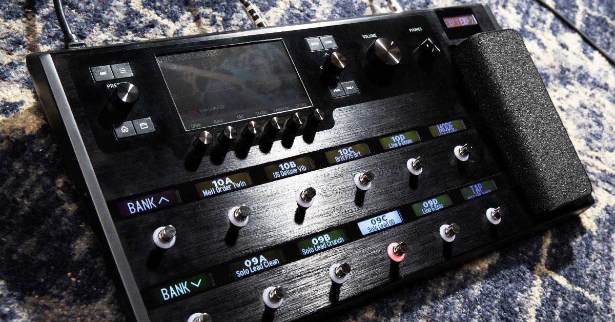 Line 6 Helix Control Floor Controller for Helix Rack | Sweetwater