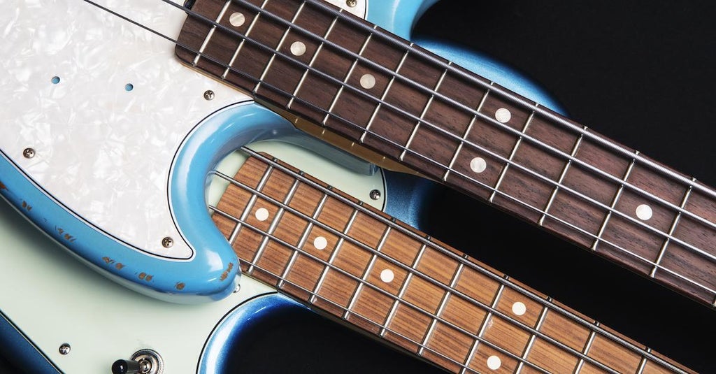 Flatwound vs. Roundwound Bass Strings InSync