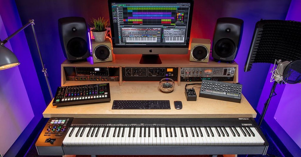 https://media.sweetwater.com/m/insync/2020/04/MIDI-2.0-Featured-Image.jpg?fit=cover&height=535&width=1024