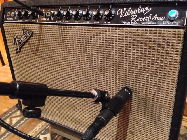 Close-miking-with-SM57