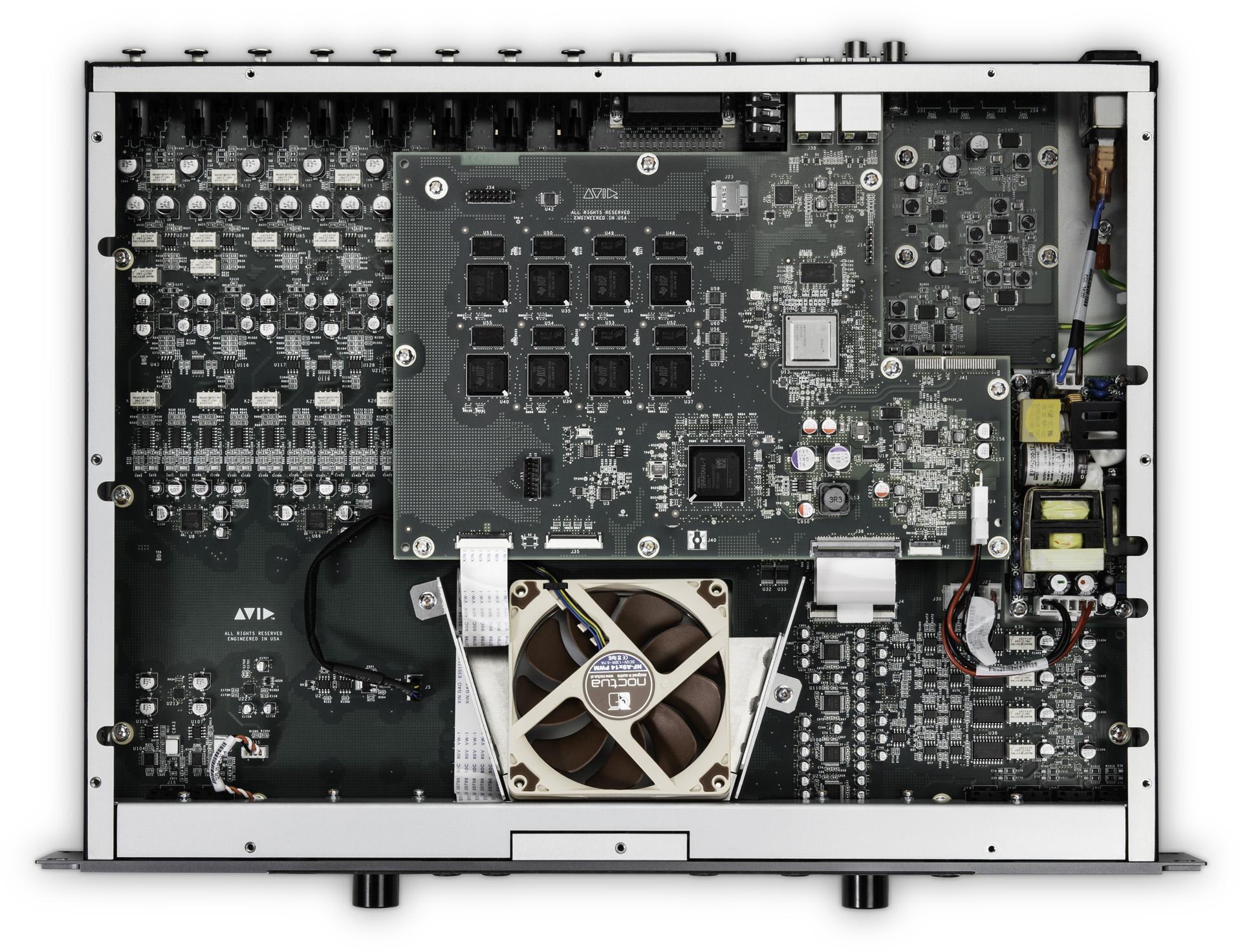 Pro-Tools-Carbon-Inside-View