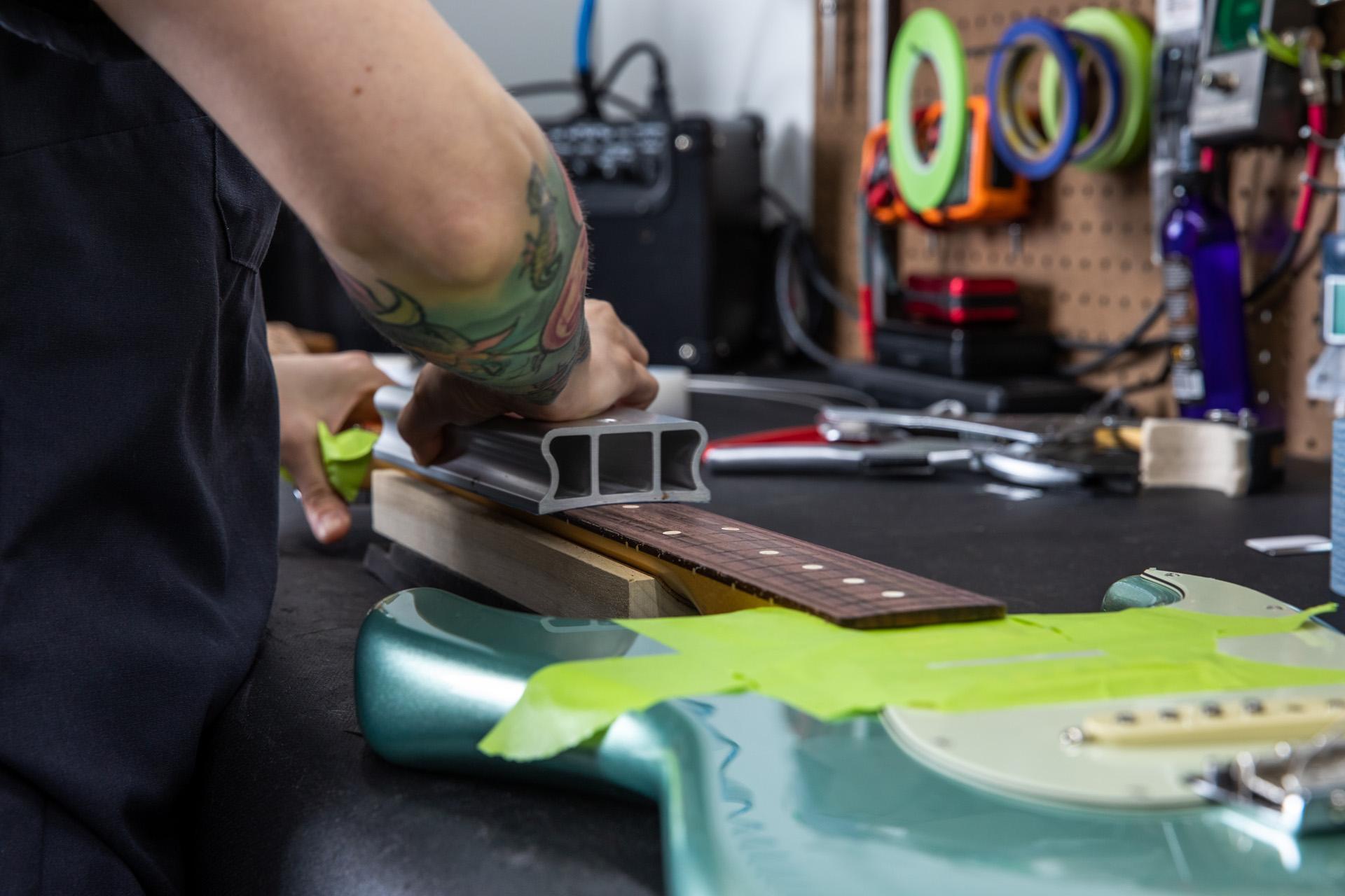 Stainless Steel Frets Do They Make a Difference? Take a Listen InSync