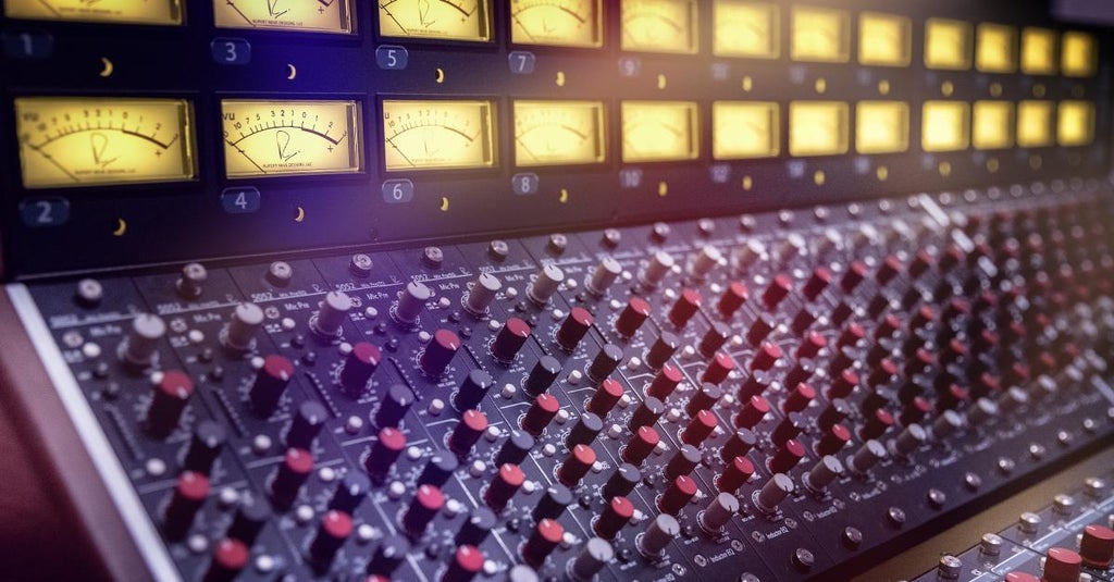 What Is a Sweetwater Console Specialist?