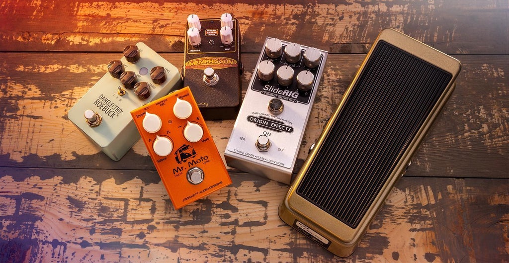 Best Guitar Pedals for Country