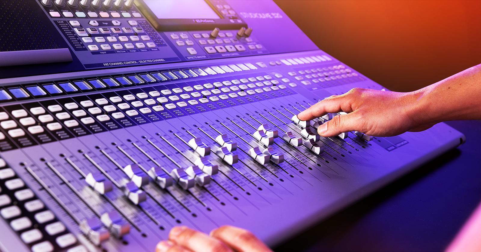 6 Best Digital Mixing Consoles Under 5,000 InSync