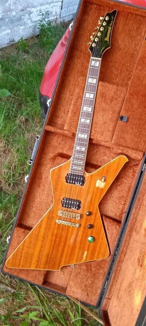 Ibanez is particularly noteworthy for its top-class clones of America's angular hard-rock instruments.